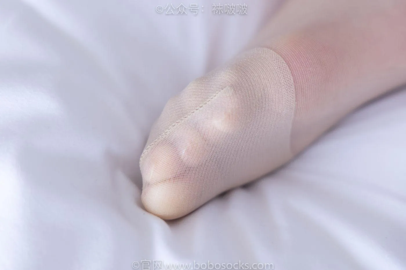 [BoBoSocks袜啵啵]NO.080 小甜豆-帆布鞋、白棉袜、肉丝（花絮版） [140P]插图5